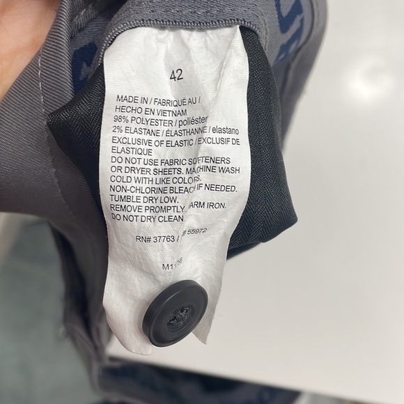 Men’s PGA tour grey shorts golf size 42 - Picture 5 of 5